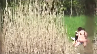 Подборка любительского публичного секса на улице