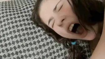 Подборка с окончаниями в киски молоденьких девушек